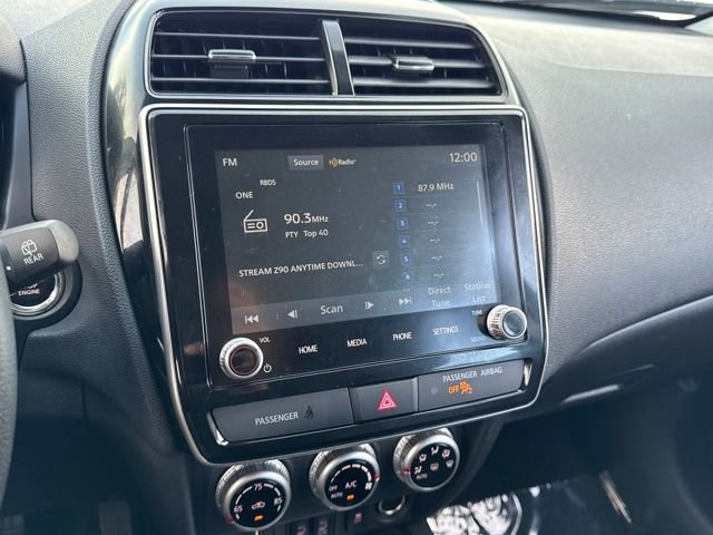 Used 2024 Mitsubishi Outlander Sport SE image 11