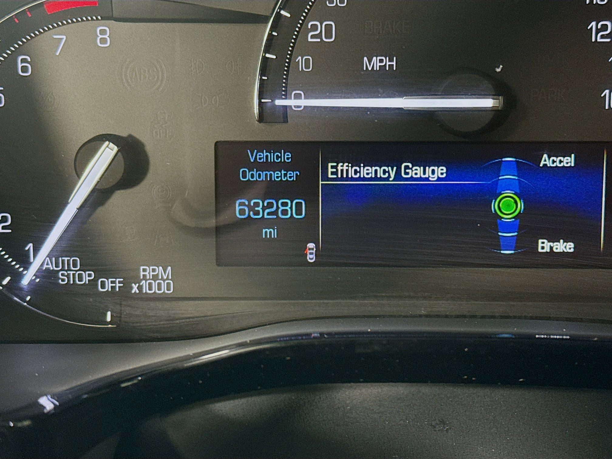 Used 2018 Cadillac XT5 Luxury w/ Driver Awareness Package image 16