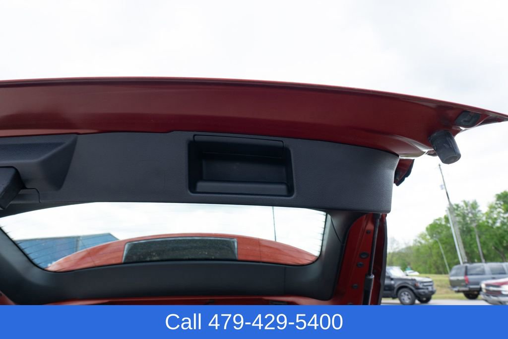 Used 2020 Ford Escape SE image 39