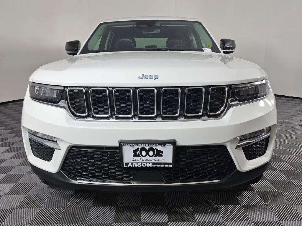 Used 2022 Jeep Grand Cherokee Limited 4xe w/ MOPAR Finishing Package image 8