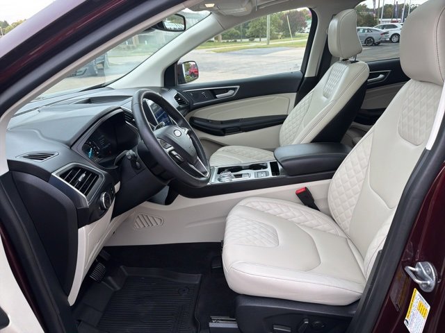 Certified 2024 Ford Edge Titanium image 9