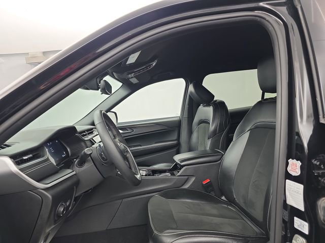 Used 2023 Jeep Grand Cherokee L Laredo image 22