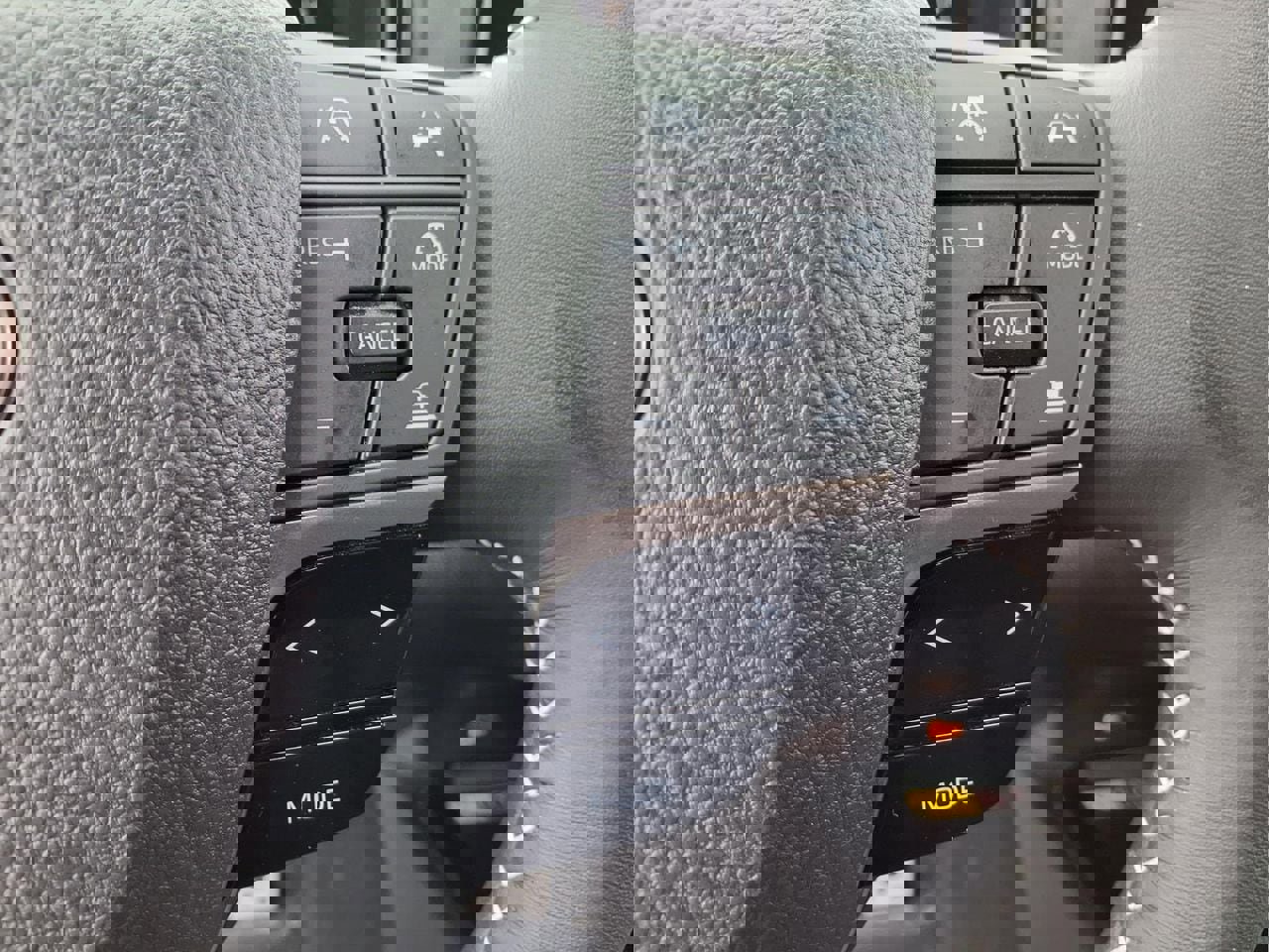 Used 2026 Toyota Camry SE w/ Multimedia Upgrade Package image 23