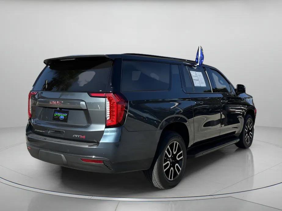 Used 2021 GMC Yukon XL AT4 w/ Technology Package image 3