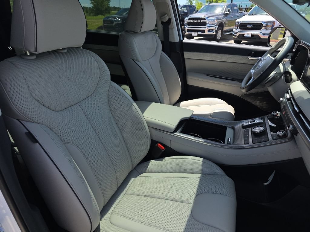 Used 2025 Hyundai Palisade Calligraphy AWD/4WD image 24