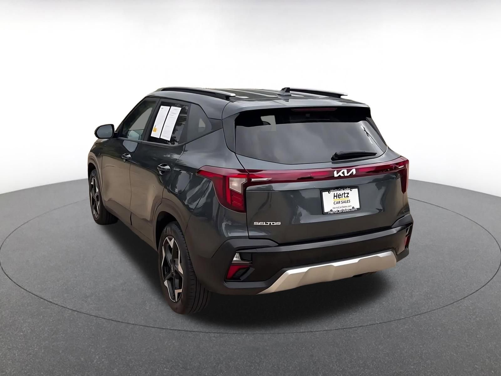 Used 2025 Kia Seltos S image 11