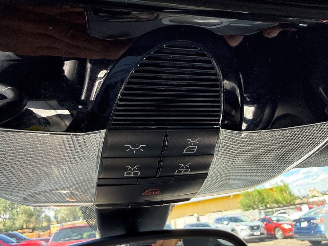Used 2009 Mercedes-Benz SLK 300 image 15