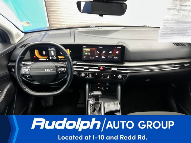 Used 2026 Kia Sportage LX FWD image 12