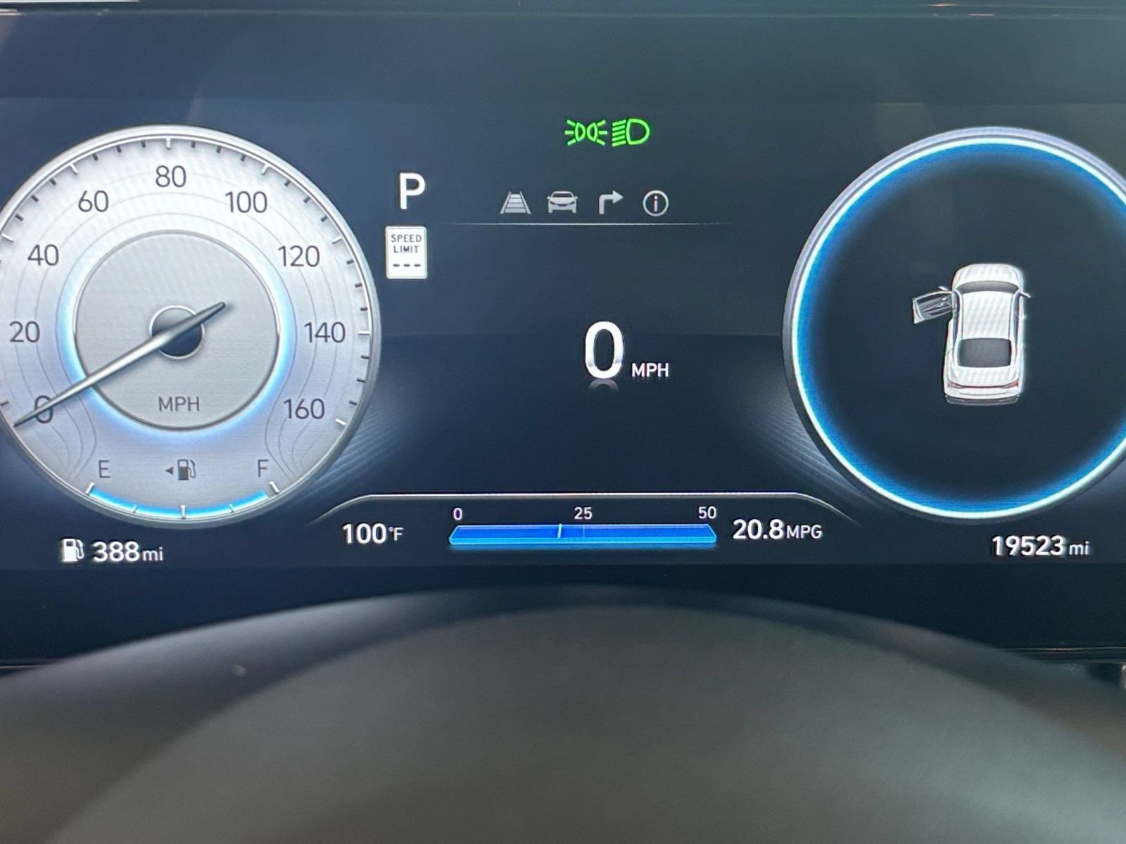 Used 2025 Hyundai Elantra Limited FWD image 41