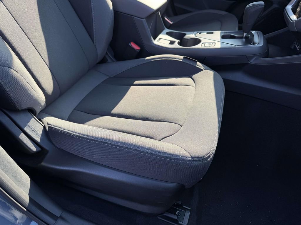 Used 2025 Subaru Outback Premium image 11