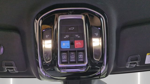 Used 2022 Jeep Grand Cherokee L Overland AWD/4WD image 28