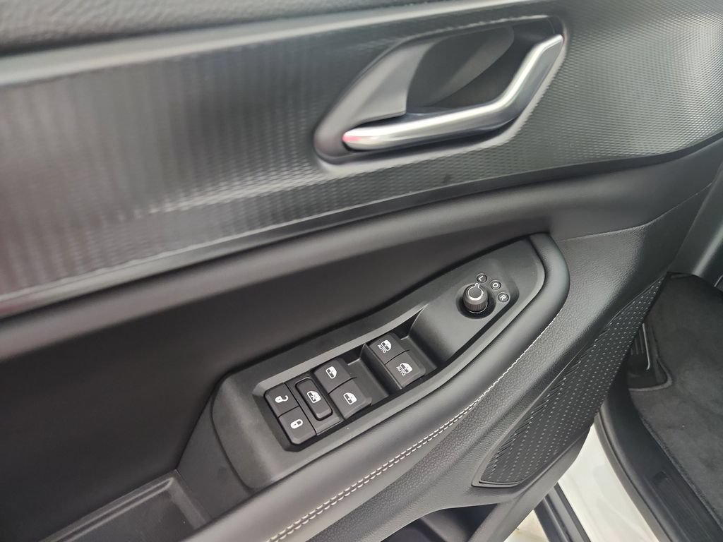 Certified 2026 Jeep Grand Cherokee Laredo X AWD/4WD image 22
