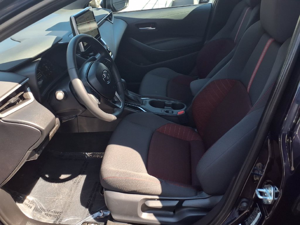 Certified 2026 Toyota Corolla SE w/ SE Package FWD image 18