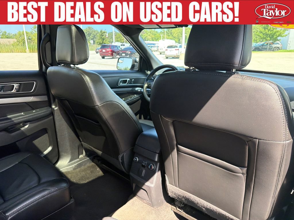 Used 2018 Ford Explorer XLT w/ Equipment Group 202A FWD image 36