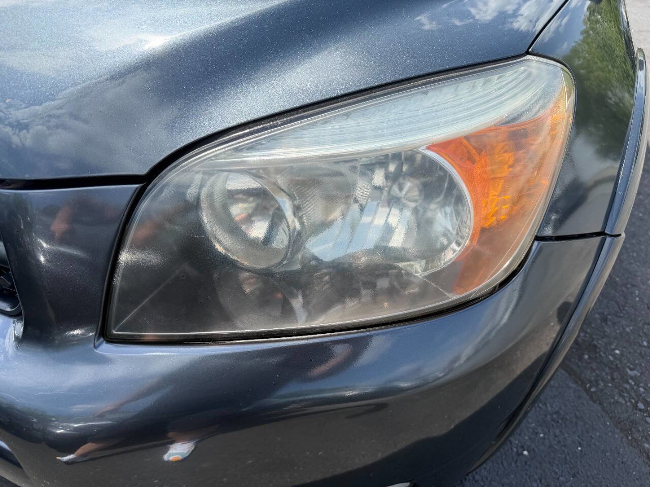 Used 2007 Toyota RAV4 Sport AWD/4WD image 2