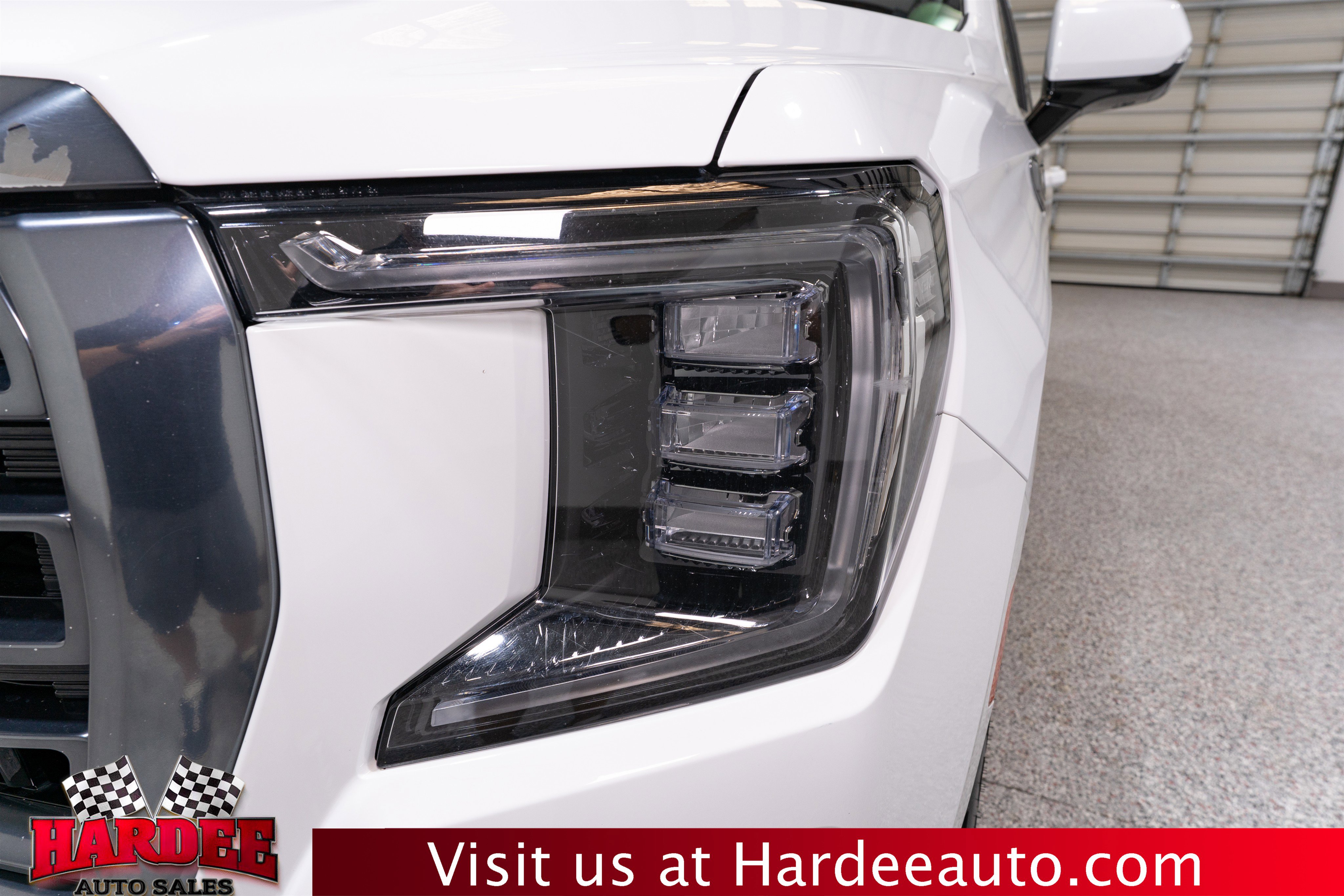 Used 2022 GMC Yukon XL AT4 w/ Max Trailering Package AWD/4WD image 8