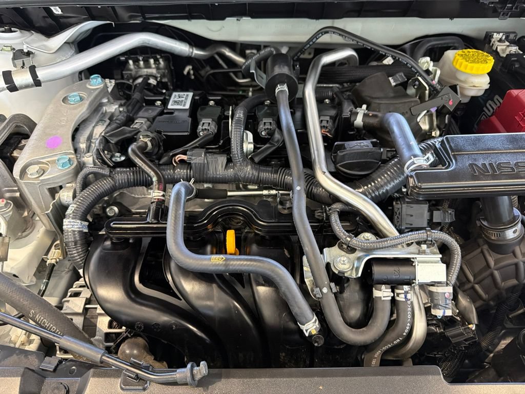 Used 2025 Nissan Sentra SR FWD image 33