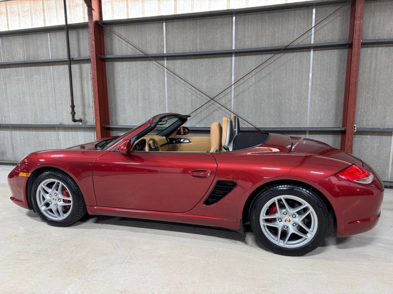 Used 2011 Porsche Boxster image 7