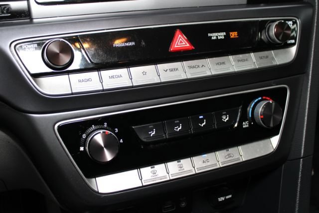 Used 2019 Hyundai Sonata SE FWD image 17