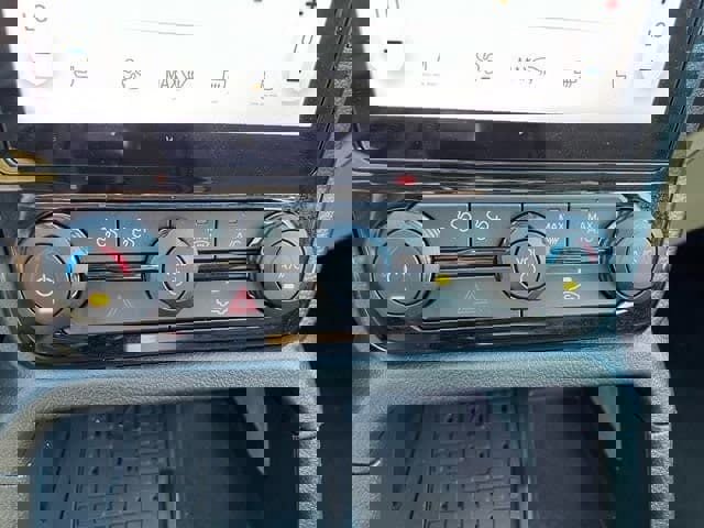 Used 2024 Ford Ranger XLT w/ Equipment Group 301A High image 28