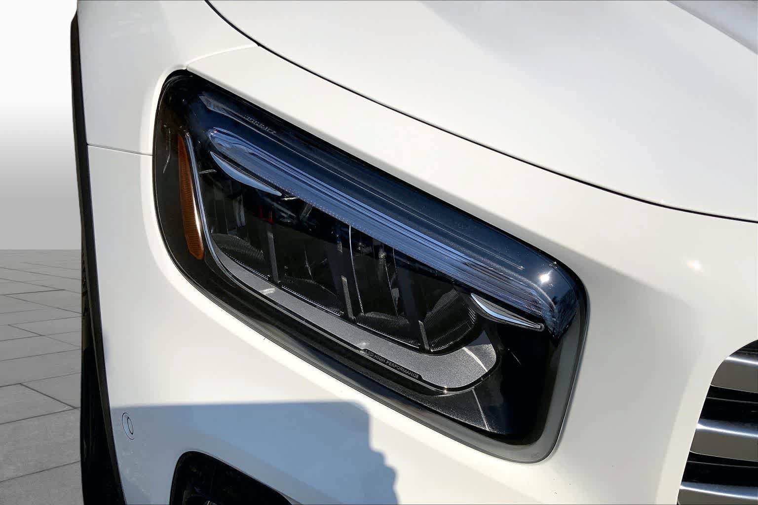 New 2026 Mercedes-Benz GLB 250 4MATIC image 17