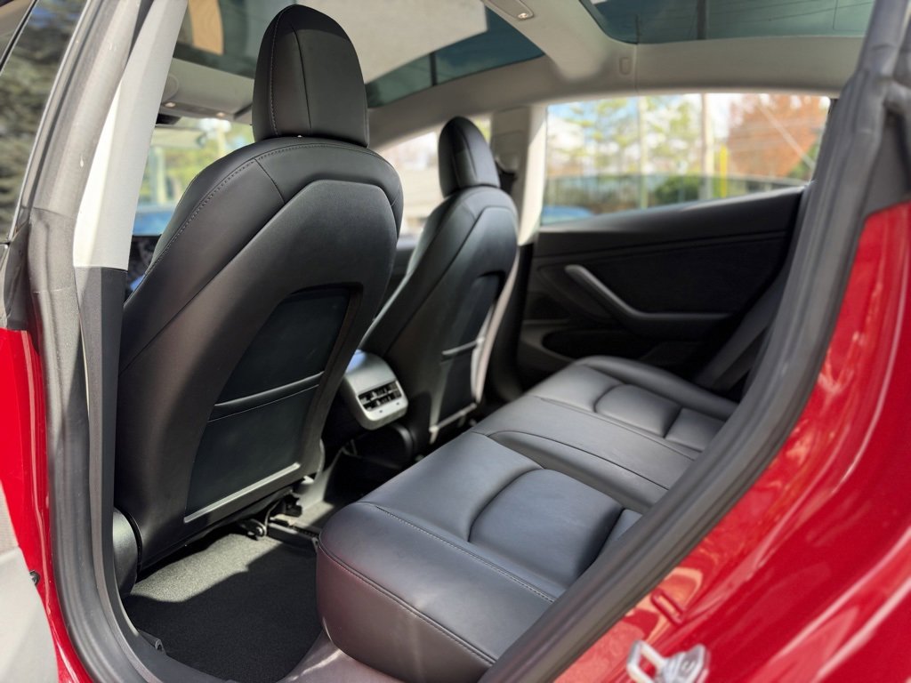 Used 2018 Tesla Model 3 Long Range image 30