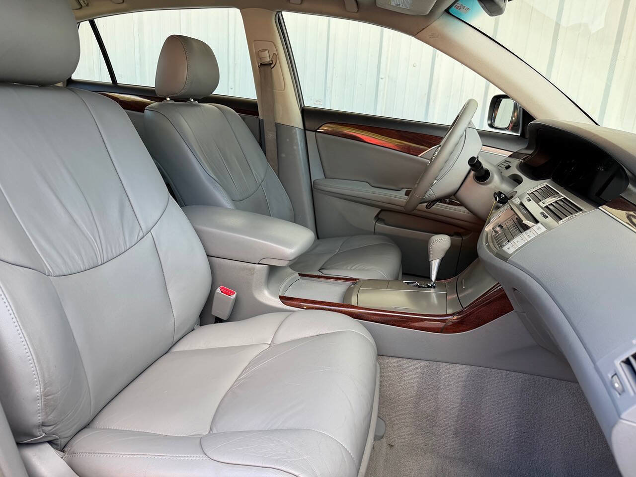 Used 2008 Toyota Avalon Touring FWD image 15