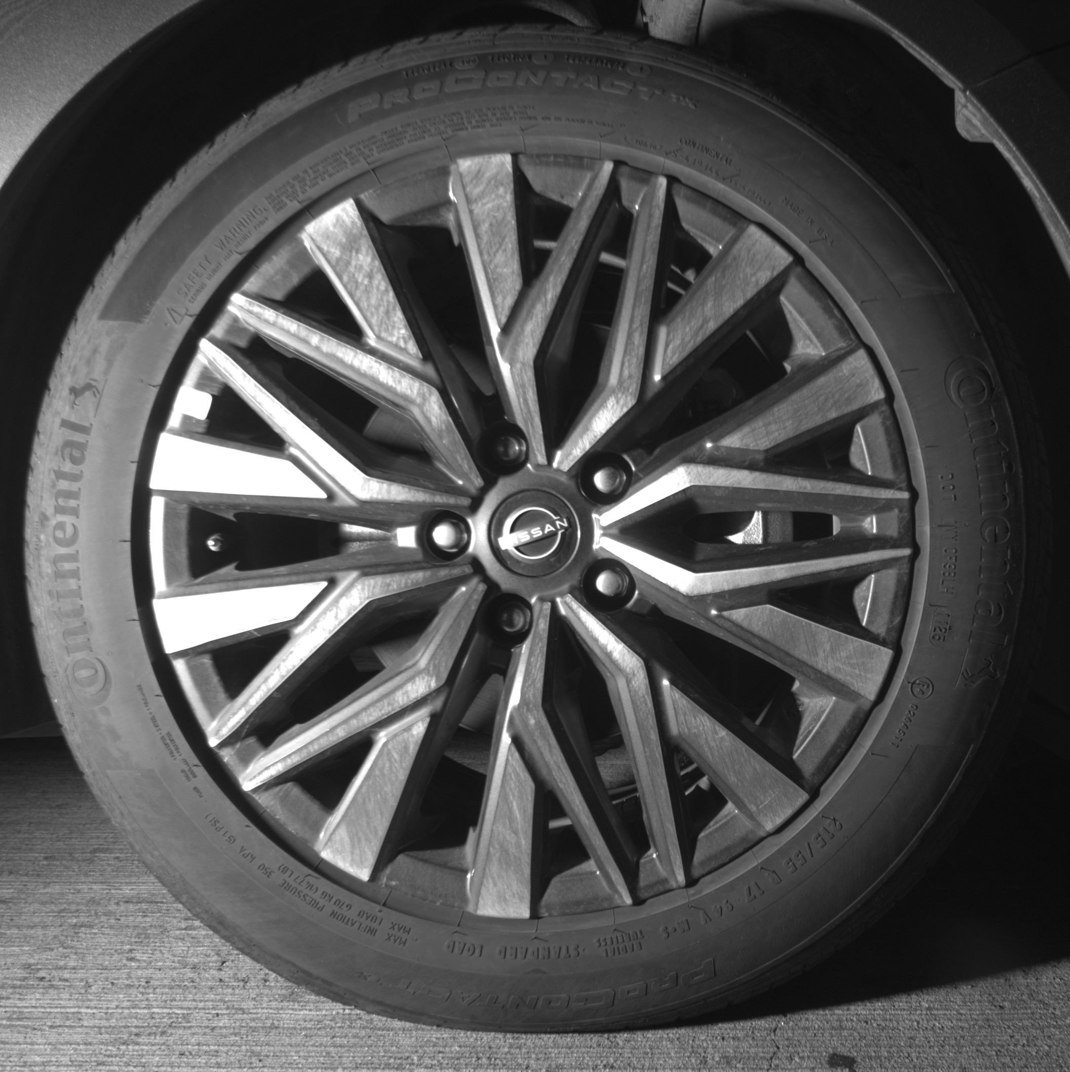 Used 2025 Nissan Altima 2.5 SV image 13