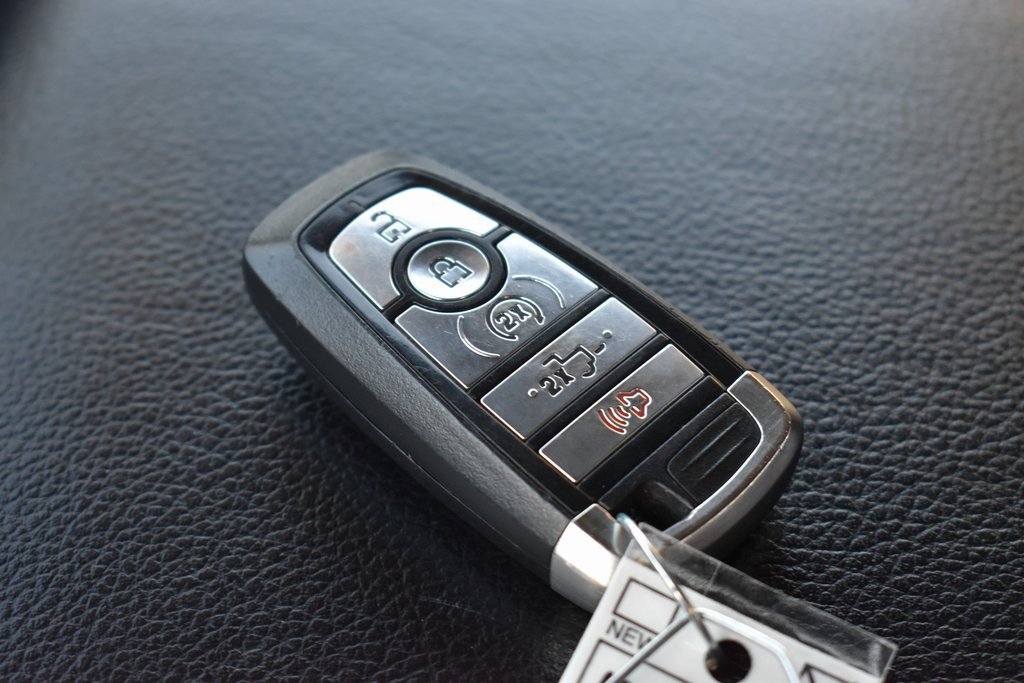 Certified 2019 Ford F150 Lariat w/ Equipment Group 502A Luxury image 14