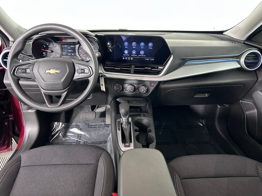 Used 2024 Chevrolet Trax LS w/ LS Convenience Package FWD image 18