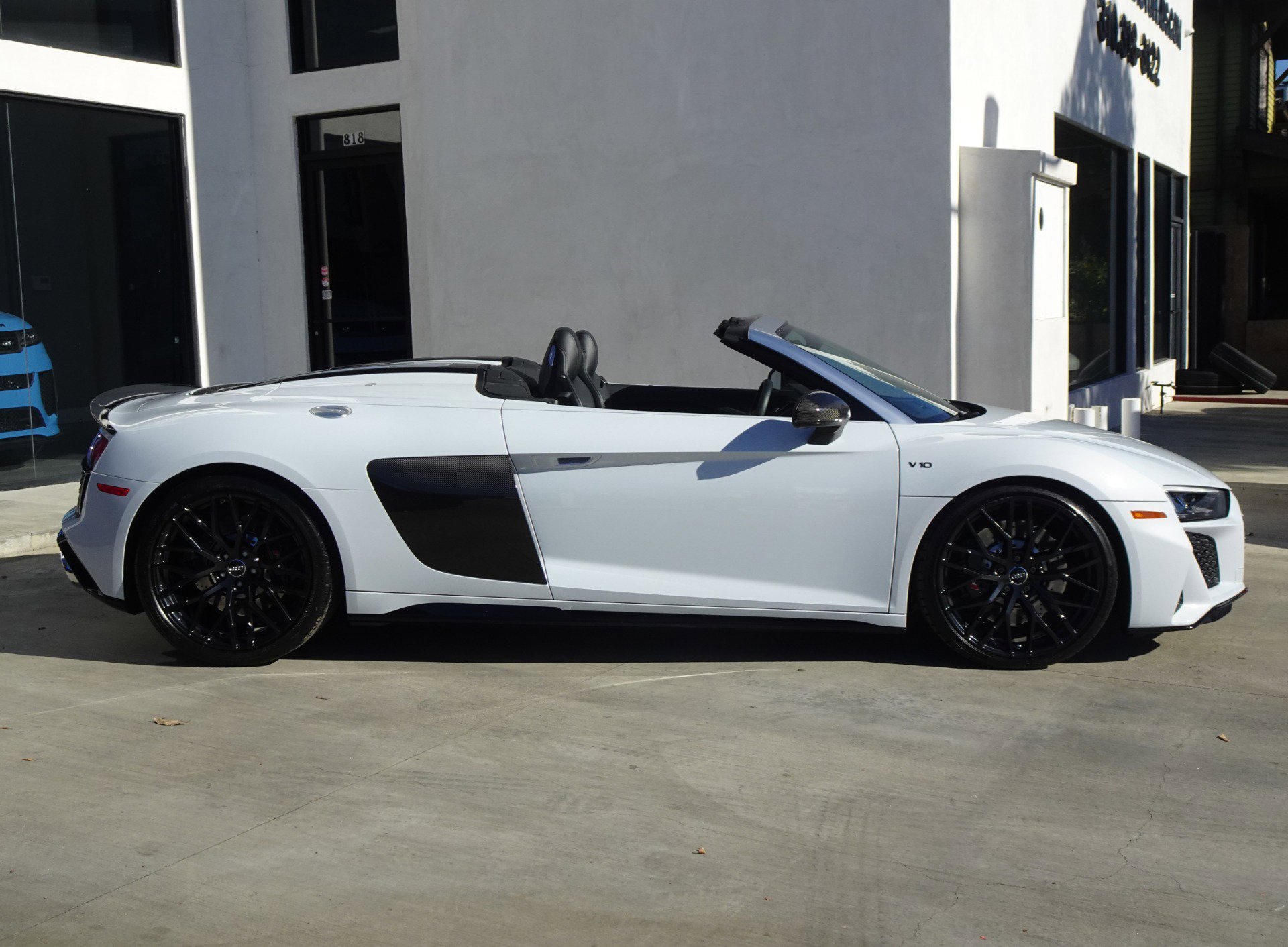 Used 2020 Audi R8 V10 w/ Carbon Exterior Package AWD/4WD image 9