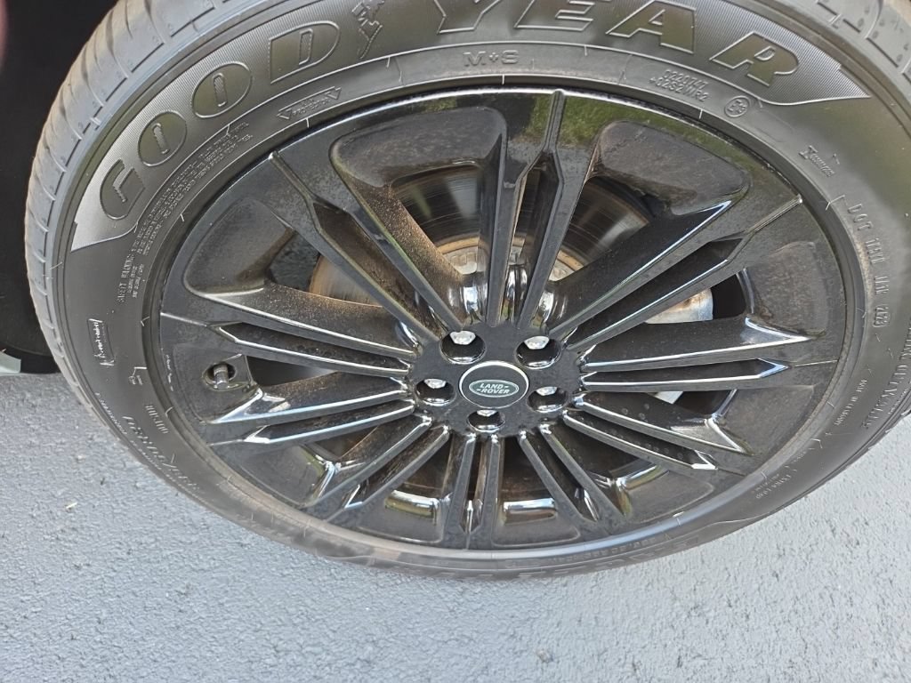 Certified 2024 Land Rover Range Rover Evoque S AWD/4WD image 23
