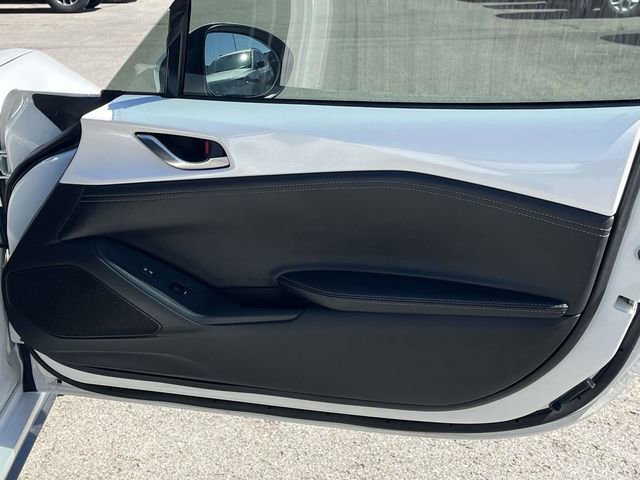 Used 2022 MAZDA MX-5 Miata Grand Touring RWD image 21