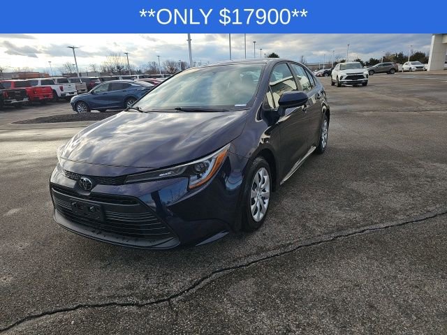 Used 2024 Toyota Corolla LE image 7