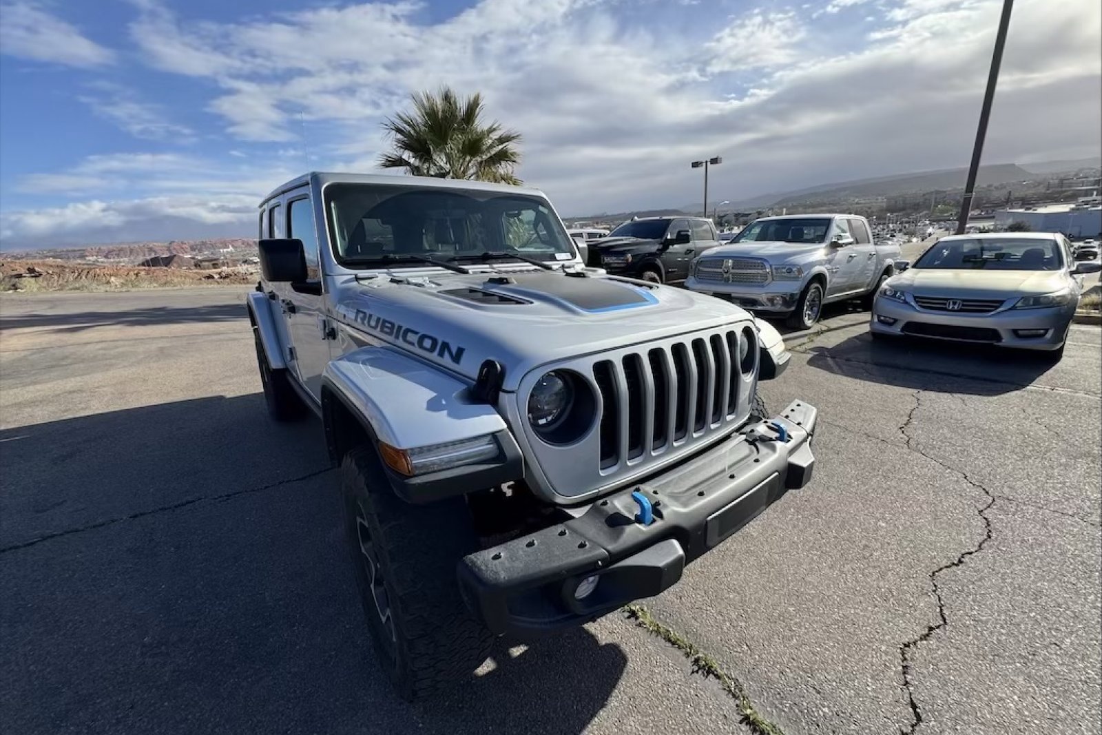 Used 2023 Jeep Wrangler Unlimited Rubicon 4xe w/ Steel Bumper Group image 7