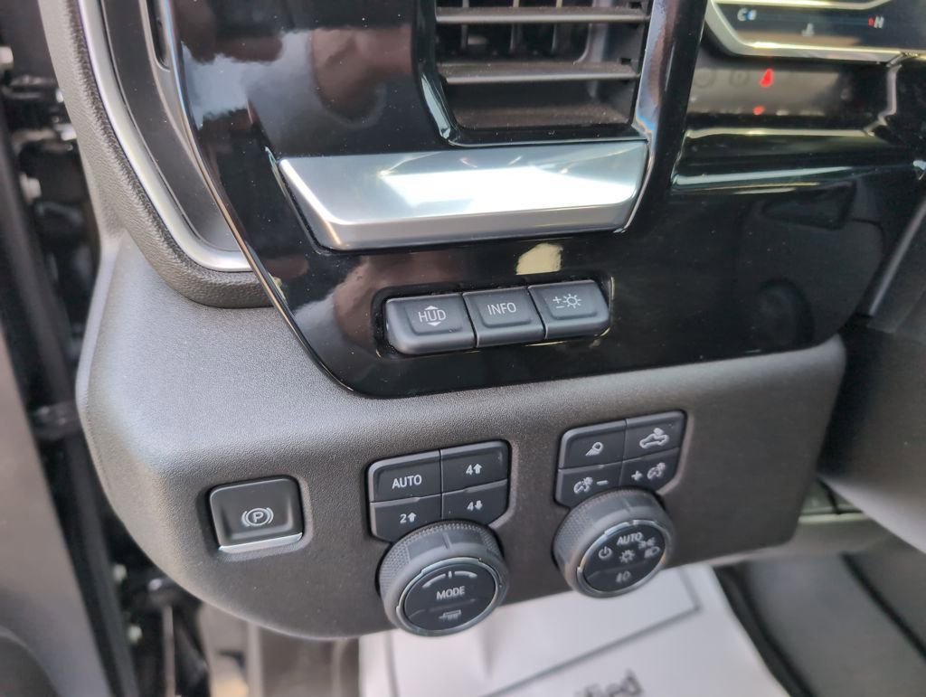 Used 2022 Chevrolet Silverado 1500 LTZ w/ LTZ Premium Package image 20