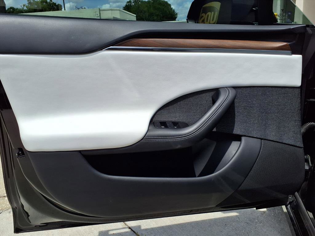 Used 2023 Tesla Model S AWD/4WD image 19