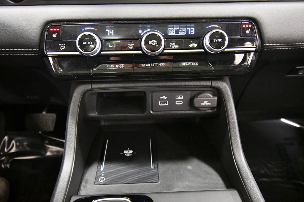 Used 2025 Honda Pilot Touring image 26