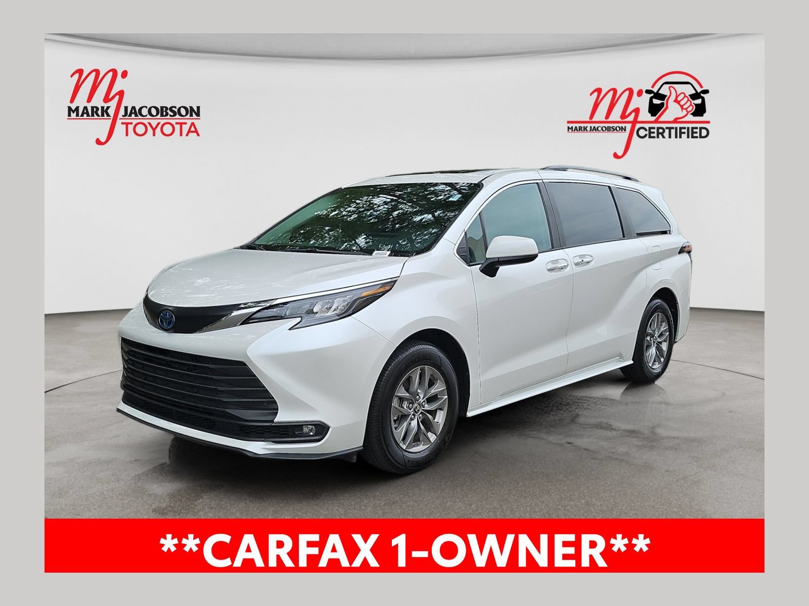 Used 2025 Toyota Sienna XLE