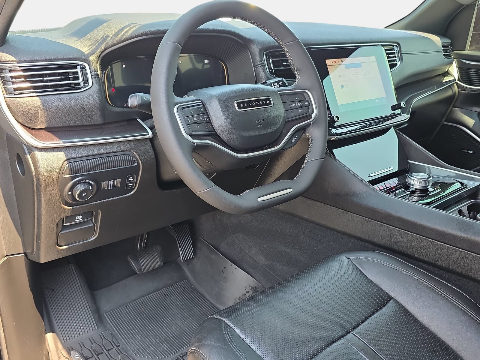 Used 2023 Jeep Wagoneer 4WD w/ Premium Group I image 17