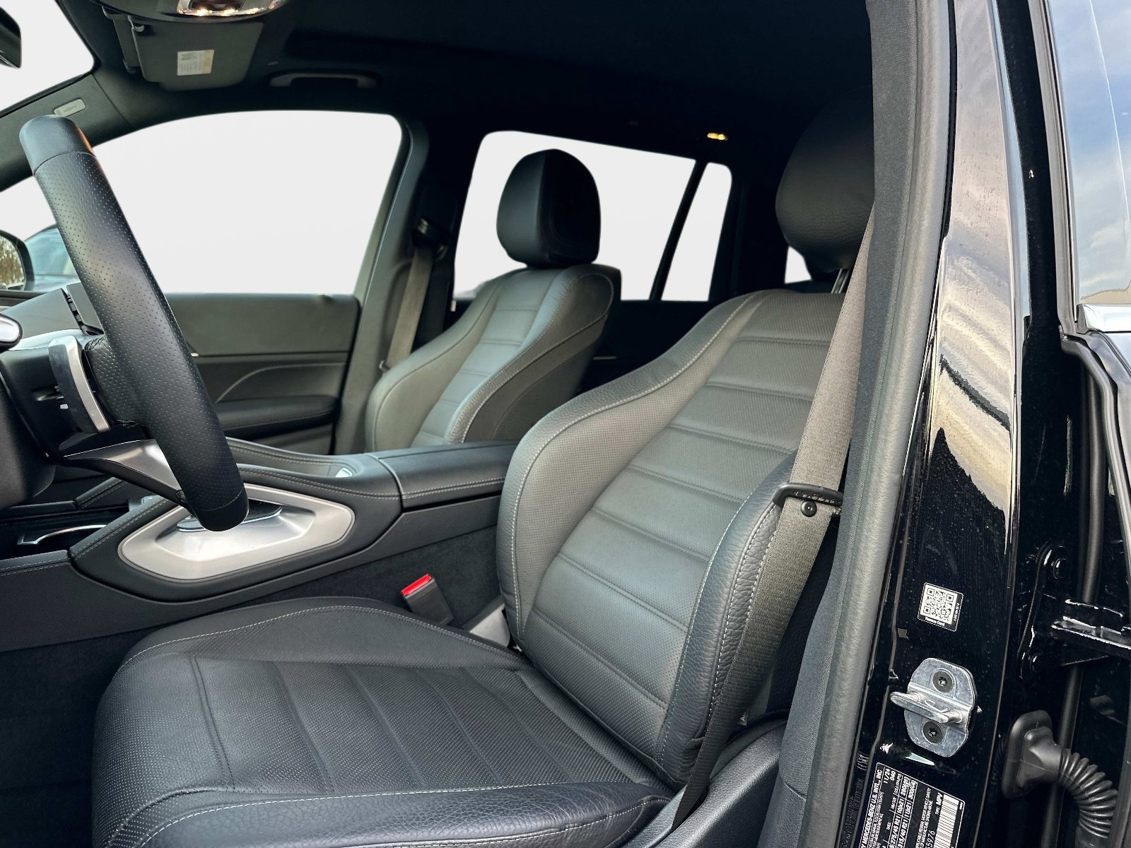 Certified 2025 Mercedes-Benz GLS 450 4MATIC image 20