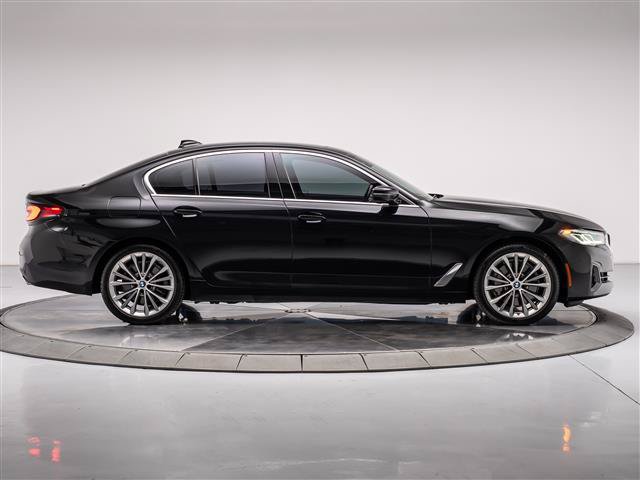 Used 2021 BMW 530e w/ Convenience Package RWD image 6