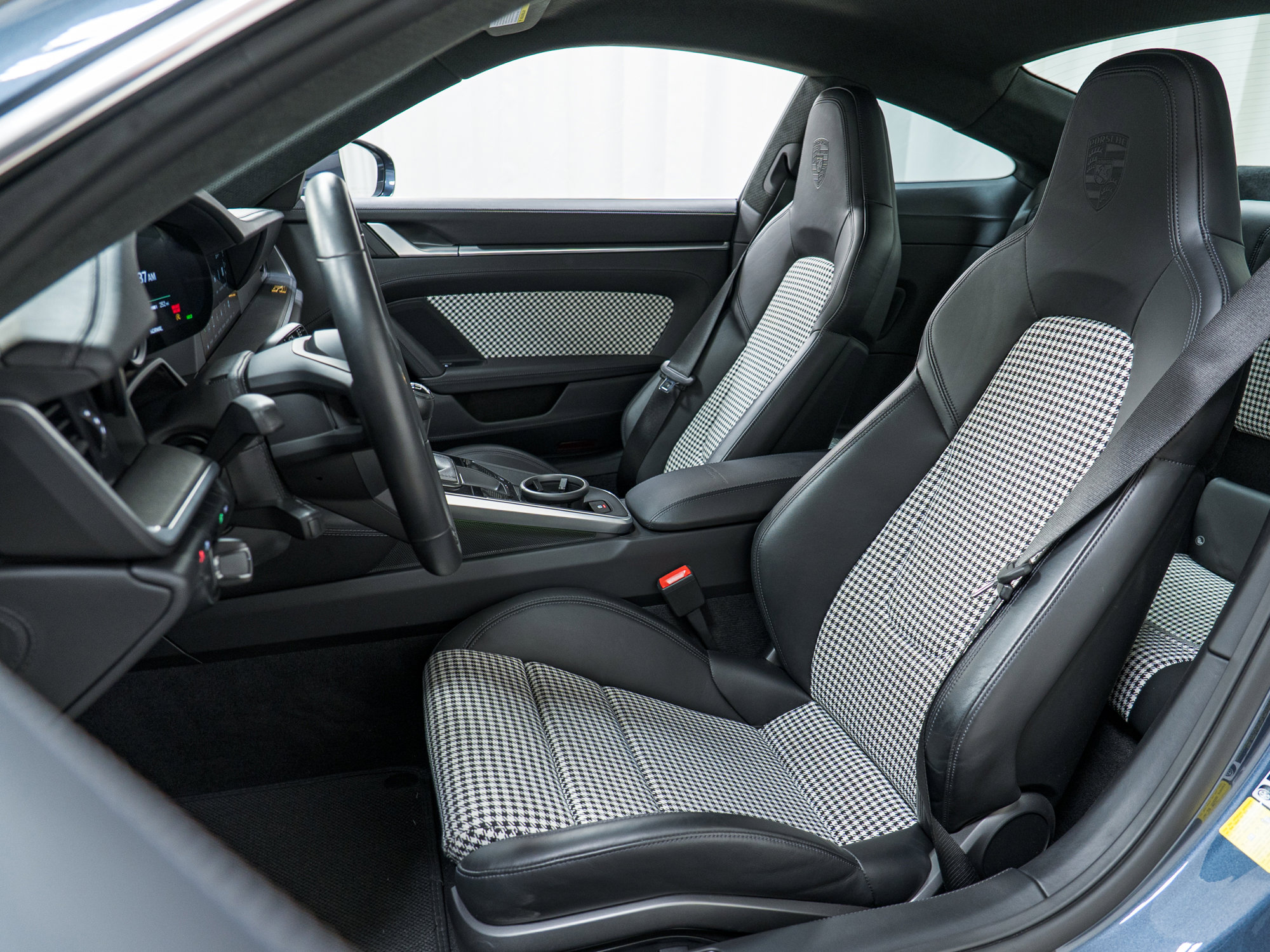 Used 2023 Porsche 911 Sport Classic image 5