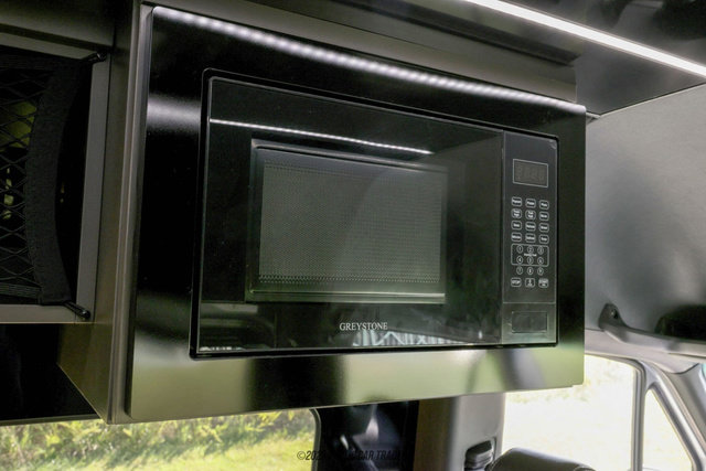 Used 2025 Mercedes-Benz Sprinter 2500 image 96