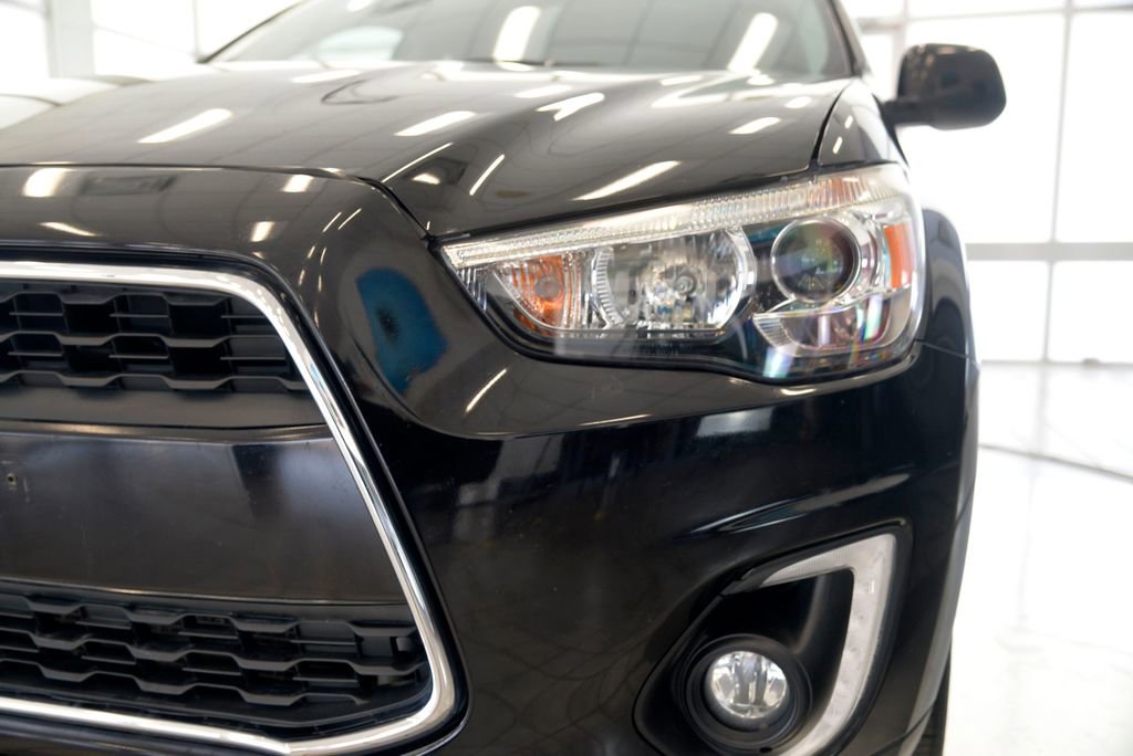 Used 2015 Mitsubishi Outlander Sport SE image 11