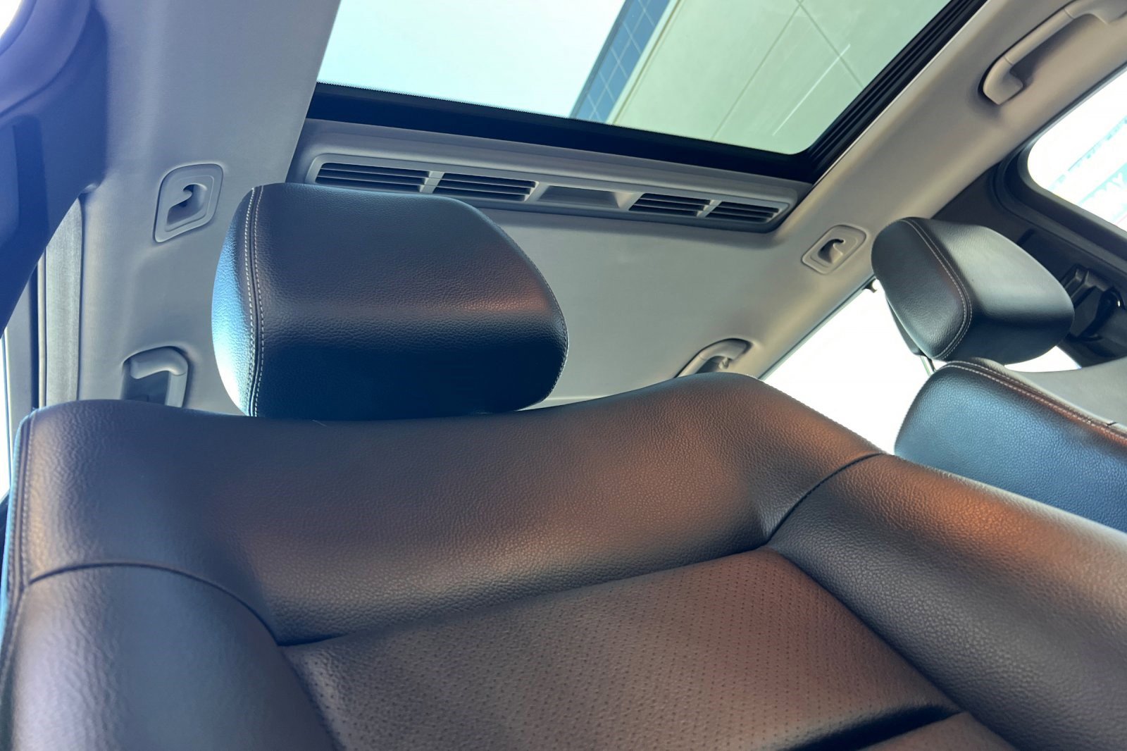Used 2014 Mercedes-Benz E 350 4MATIC Wagon w/ Premium 1 Package image 15