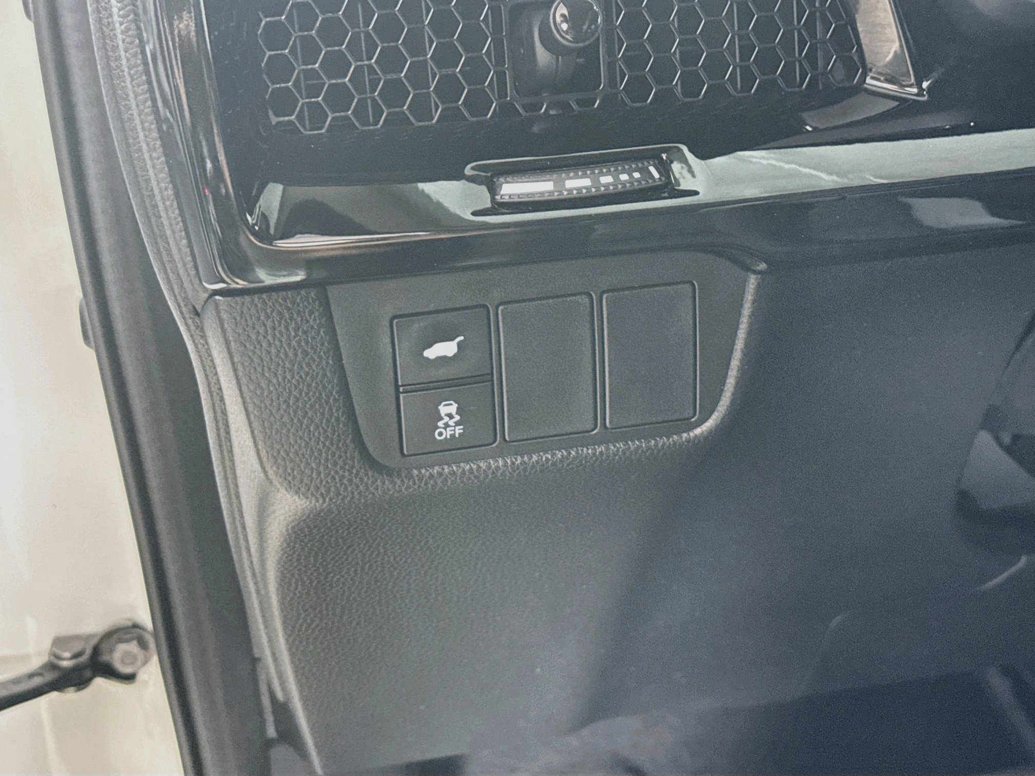 Used 2024 Honda CR-V EX-L image 9