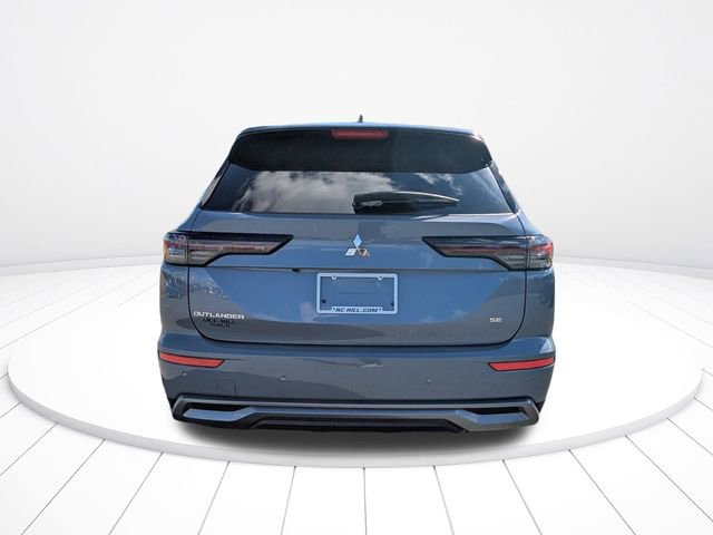 New 2026 Mitsubishi Outlander SE image 4