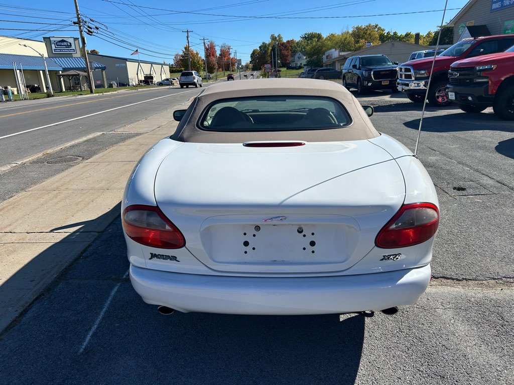 Used 1998 Jaguar XK8 Convertible image 6