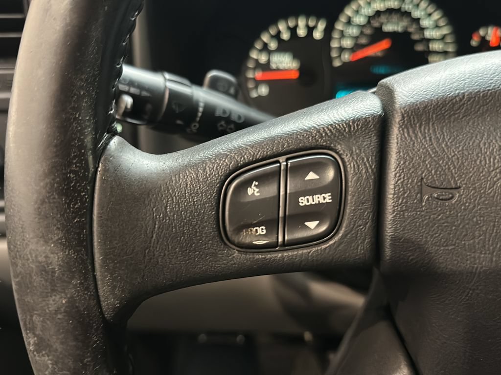Used 2005 Chevrolet Tahoe LS AWD/4WD image 24